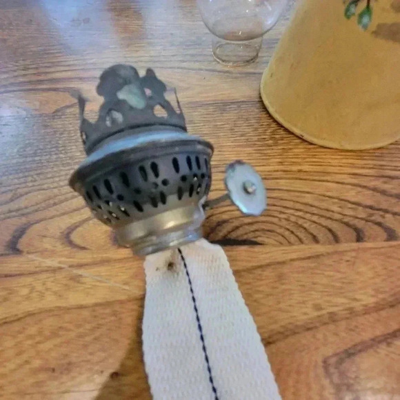 Miniature  Antique Tin Hand Painted Oil Lamp Burner & Wick - Picture 5 of 9